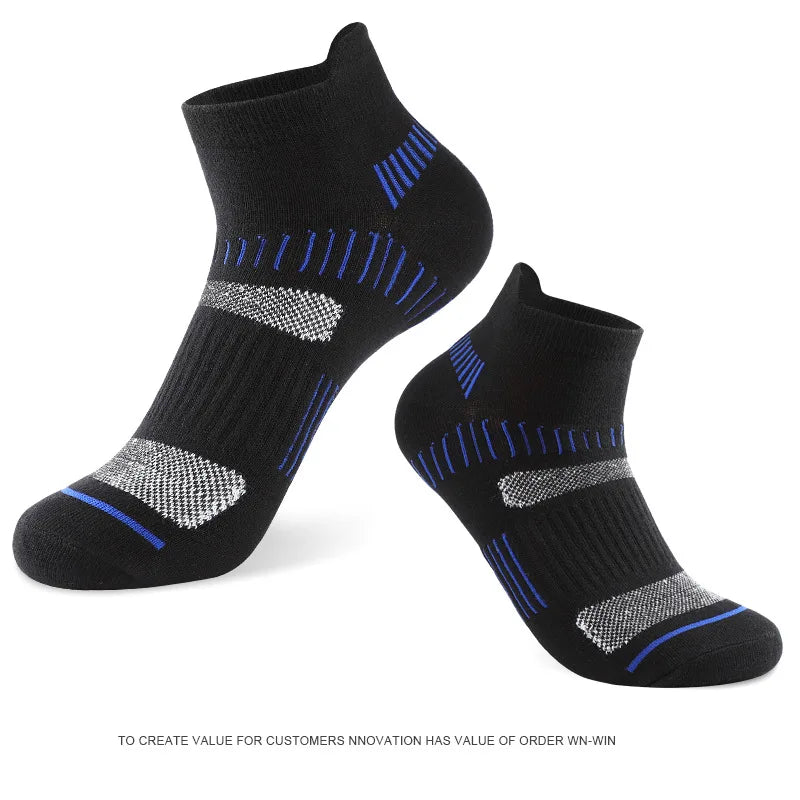 5 Pairs of Men's Sweat Absorbing Basketball Socks